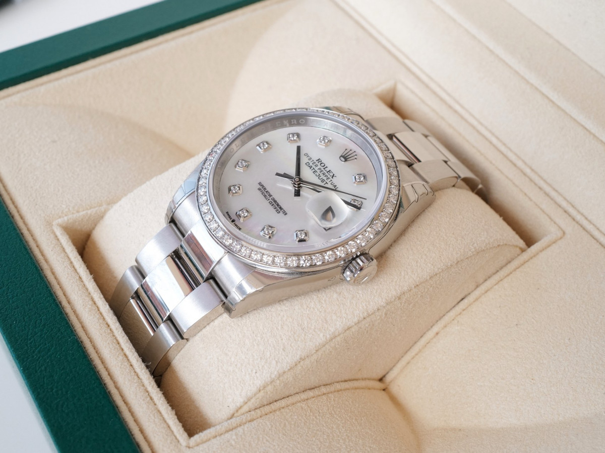Швейцарские часы Rolex Datejust 36 MOP Diamond Dial Bezel