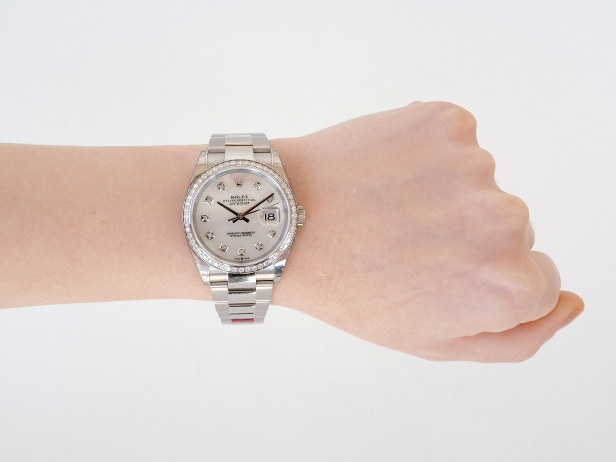 Швейцарские часы Rolex Datejust 36 MOP Diamond Dial Bezel