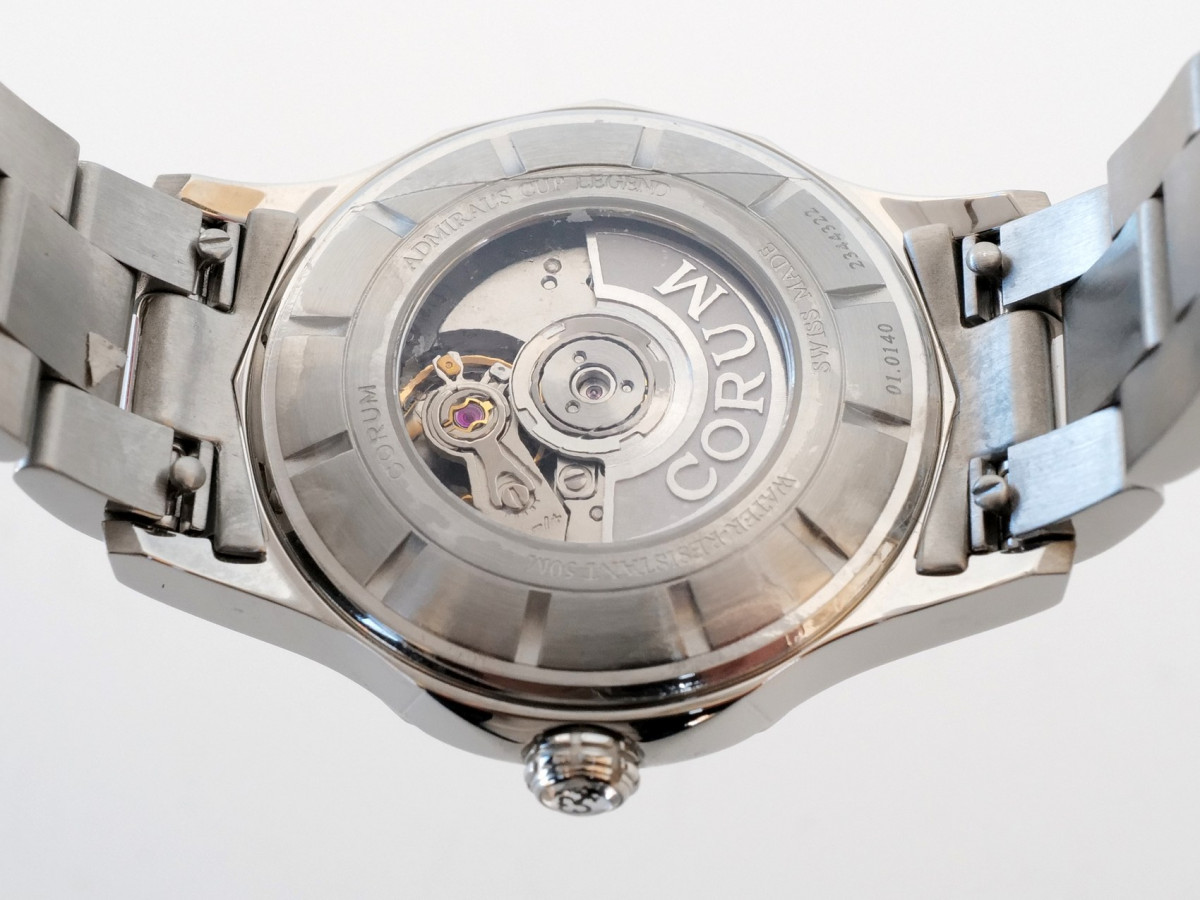 Швейцарський годинник Corum Admiral Legend 32 Automatic MOP Dial