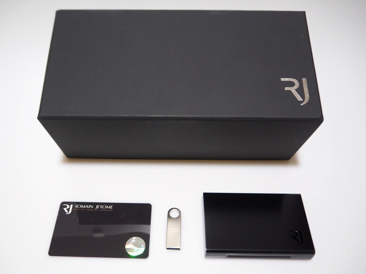 Швейцарские часы Romain Jerome Titanic-DNA Octopus