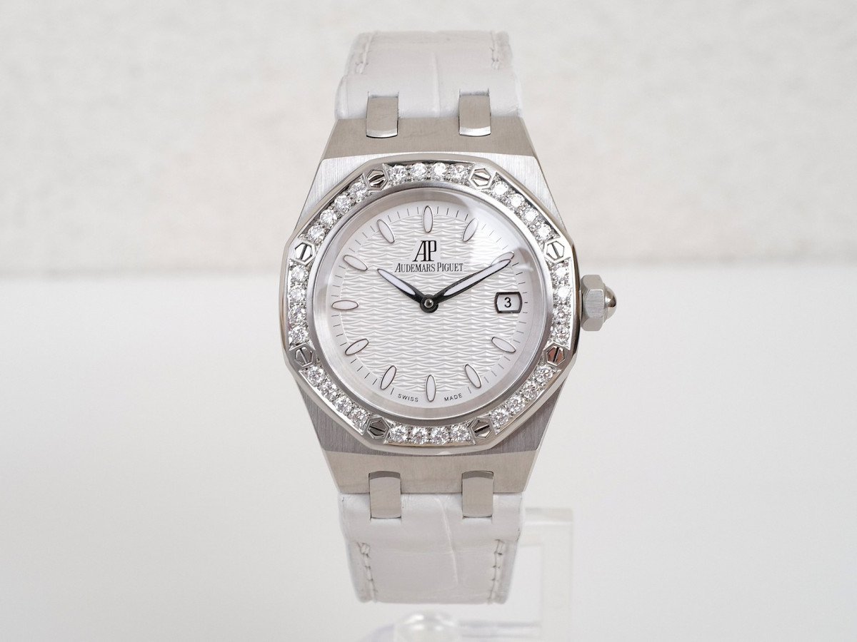 Швейцарские часы Audemars Piguet Royal Oak Quartz Diamond Bezel