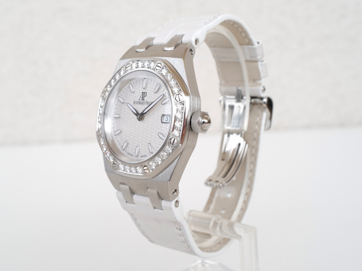 Швейцарские часы Audemars Piguet Royal Oak Quartz Diamond Bezel