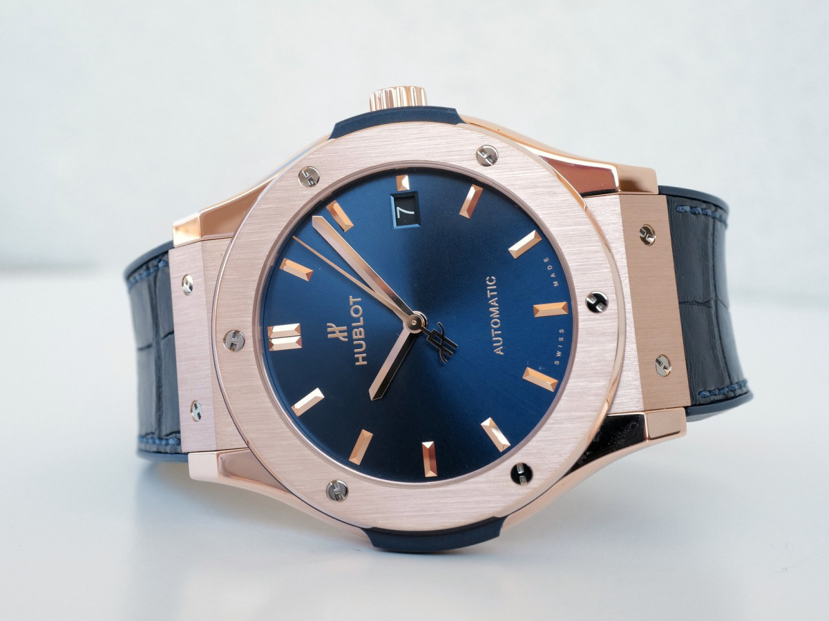 Швейцарський годинник Hublot Classic Fusion 45 King Gold Blue 18K Rose Gold
