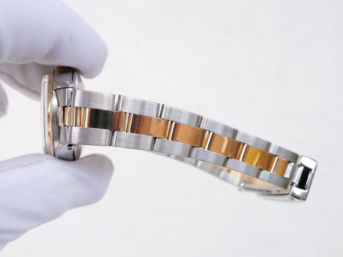 Швейцарський годинник Rolex Lady-Datejust Steel Gold