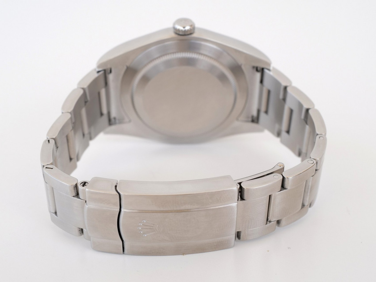 Швейцарський годинник Rolex Oyster Perpetual 39 Blue Dial