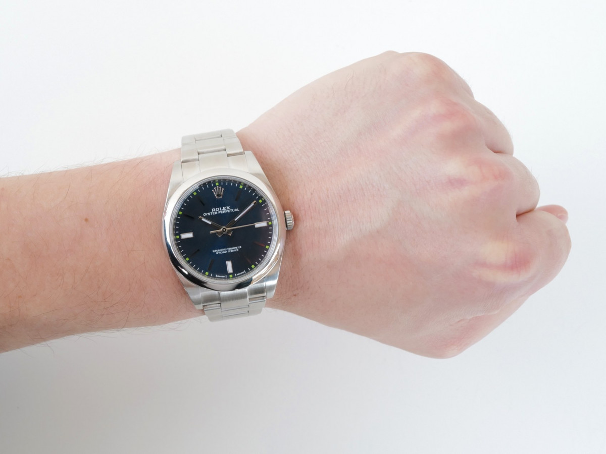 Швейцарський годинник Rolex Oyster Perpetual 39 Blue Dial