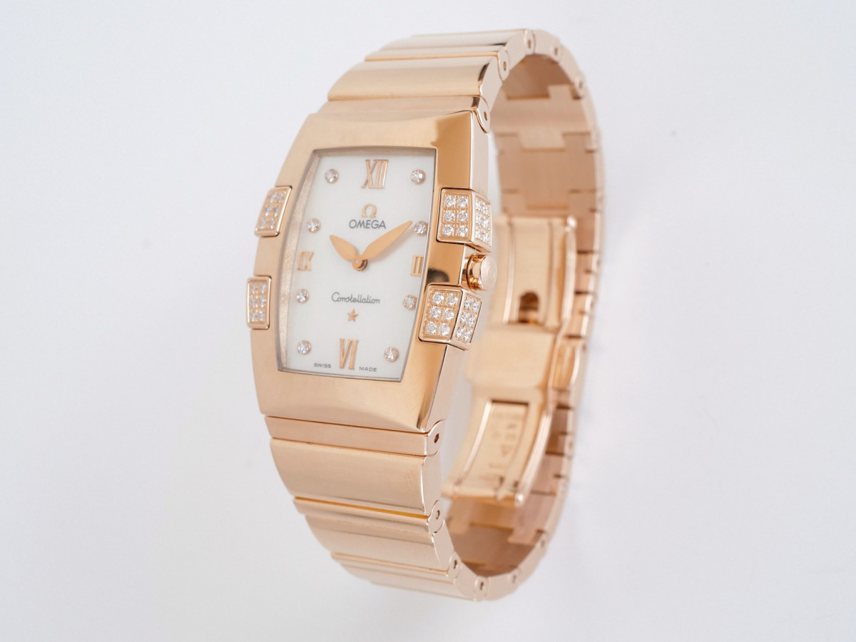 Швейцарские часы Omega Constellation Quadrella Quartz 18K Rose Gold MOP Dial