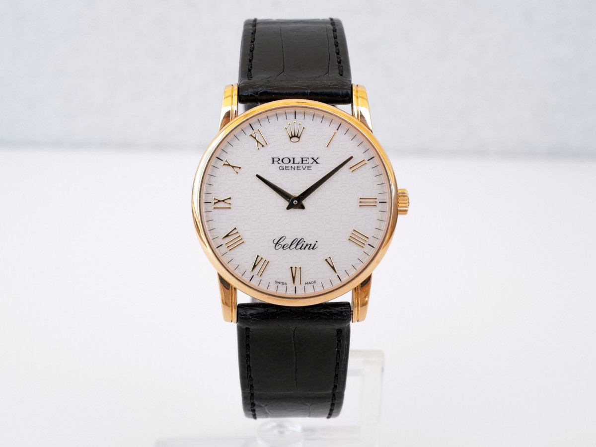 Швейцарський годинник Rolex Cellini 18K Yellow Gold Manual Wind White Dial
