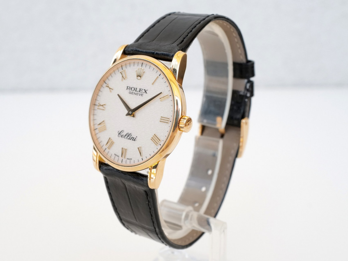 Швейцарський годинник Rolex Cellini 18K Yellow Gold Manual Wind White Dial