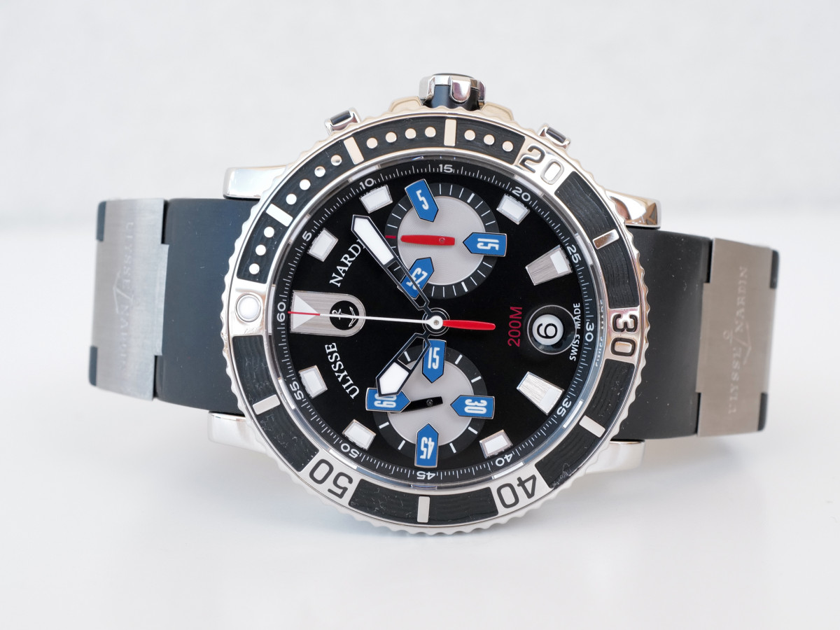 Швейцарские часы Ulysse Nardin Maxi Marine Diver Chronograph