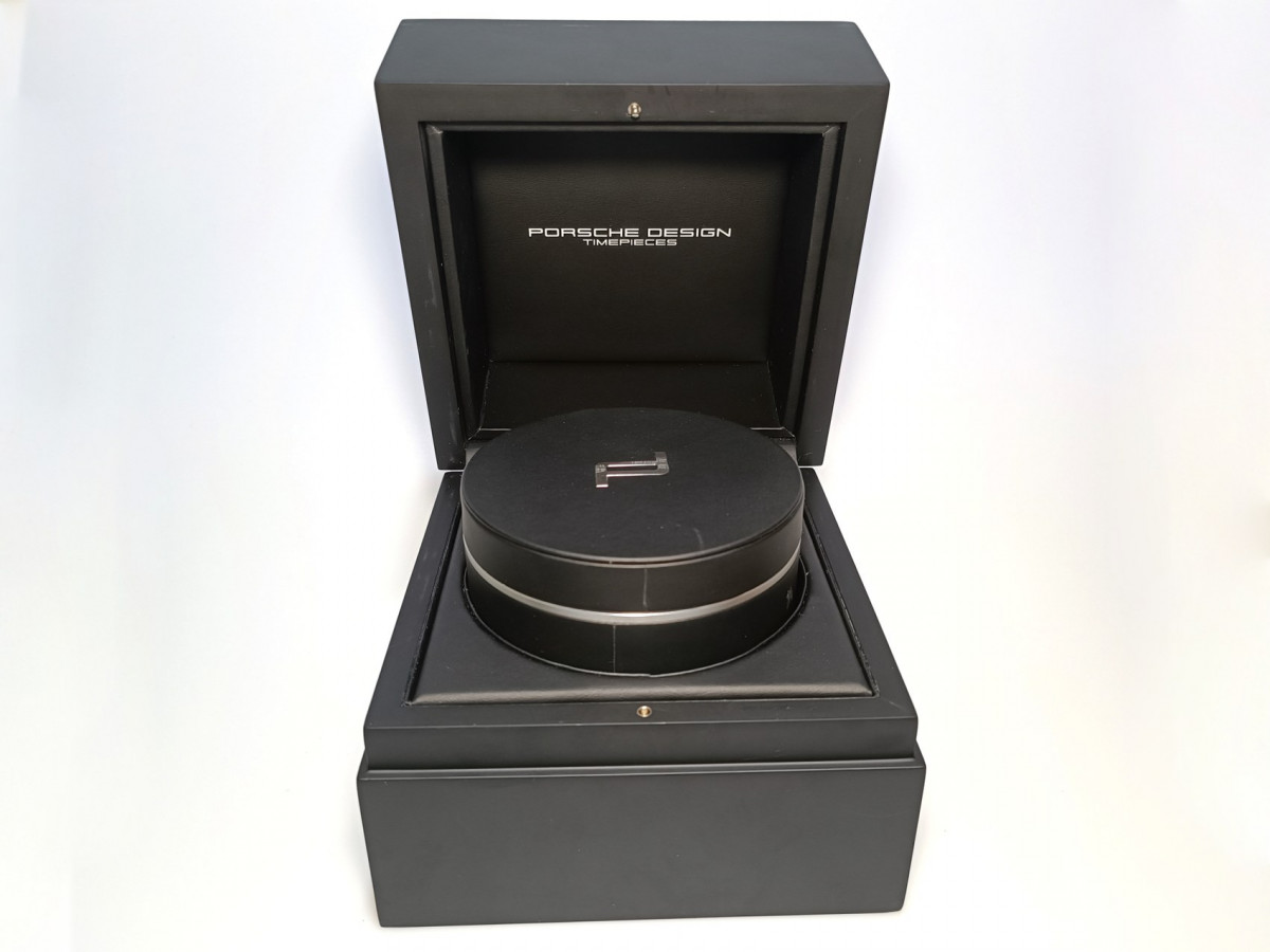 Швейцарський годинник Porsche Design 1919 Chronotimer All Black Titanium Chronograph