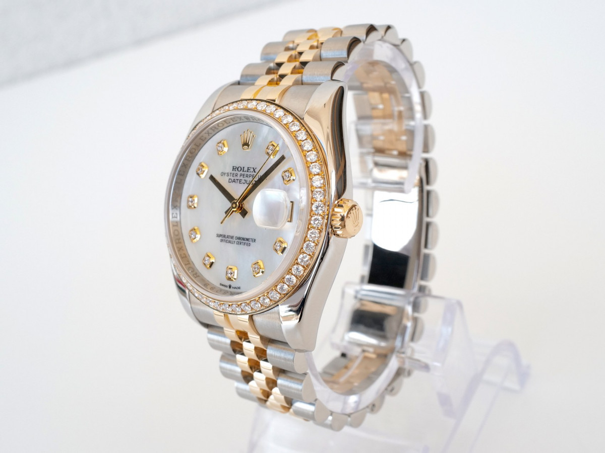 Швейцарський годинник Rolex Datejust 36mm Jubilee Steel and Yellow Gold MOP Diamond Dial
