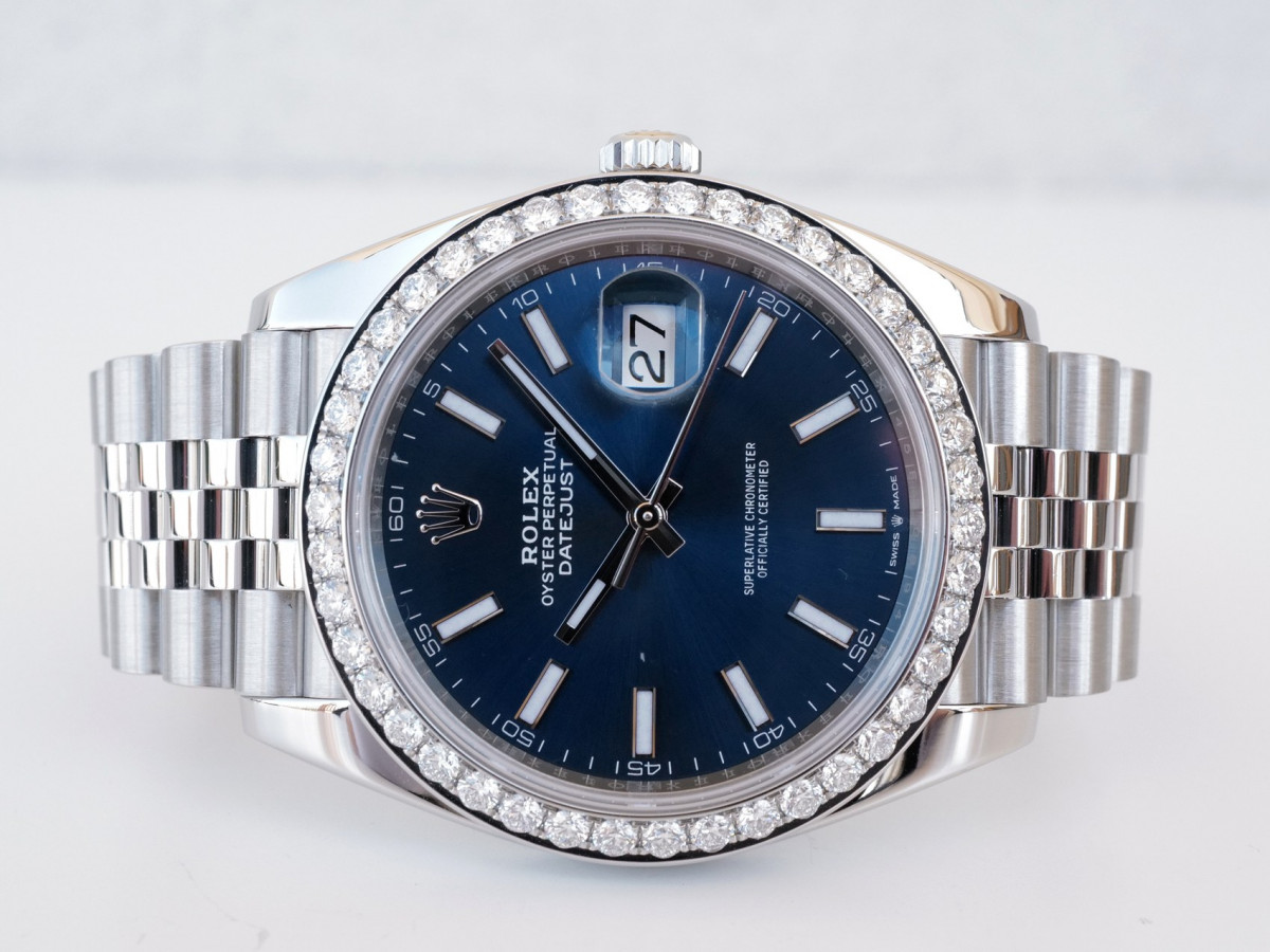 Швейцарський годинник Rolex Datejust 41 Blue Dial Diamond Bezel Jubilee Bracelet