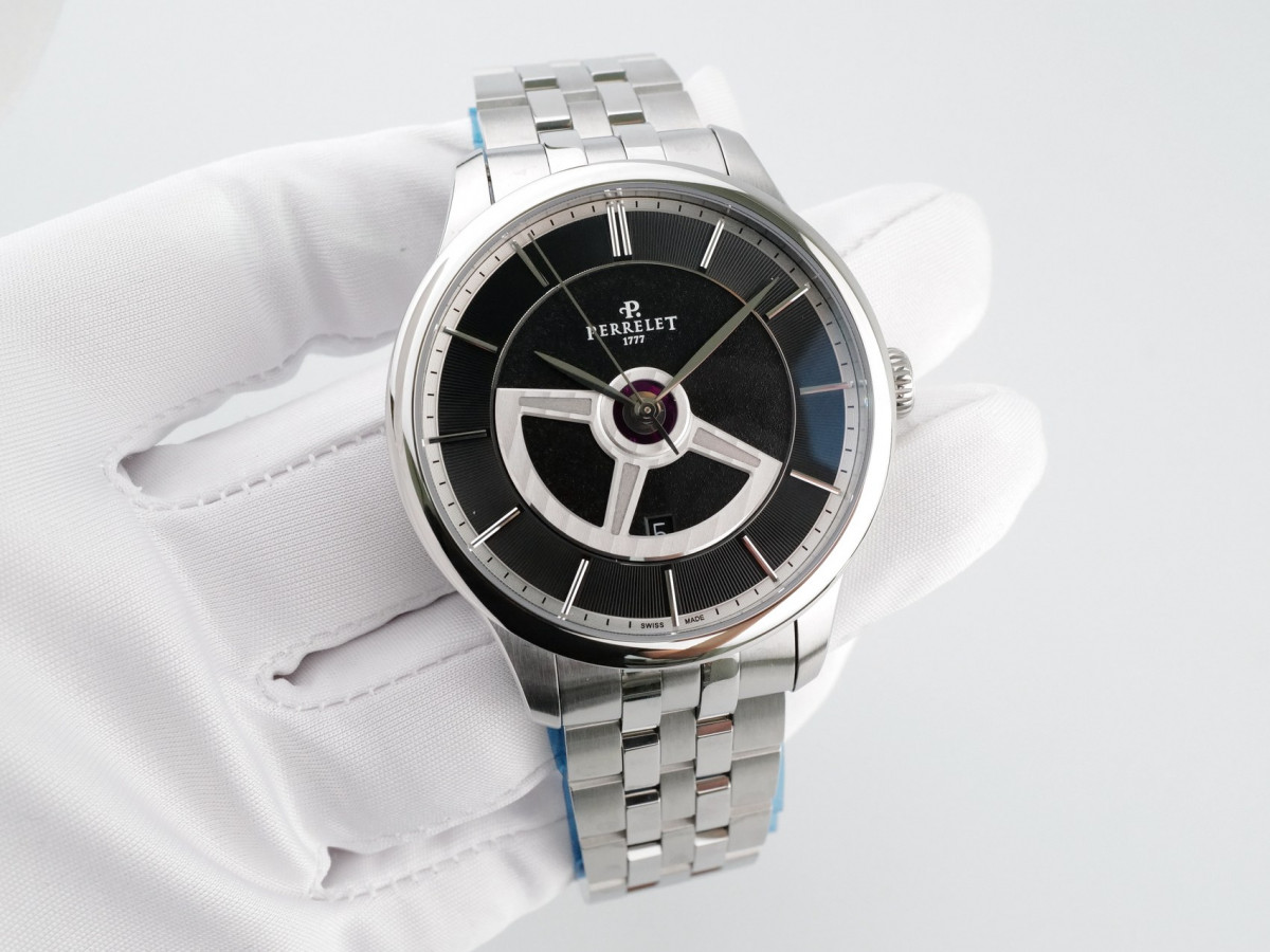 Swiss watch First Class Double Rotor Black Dial