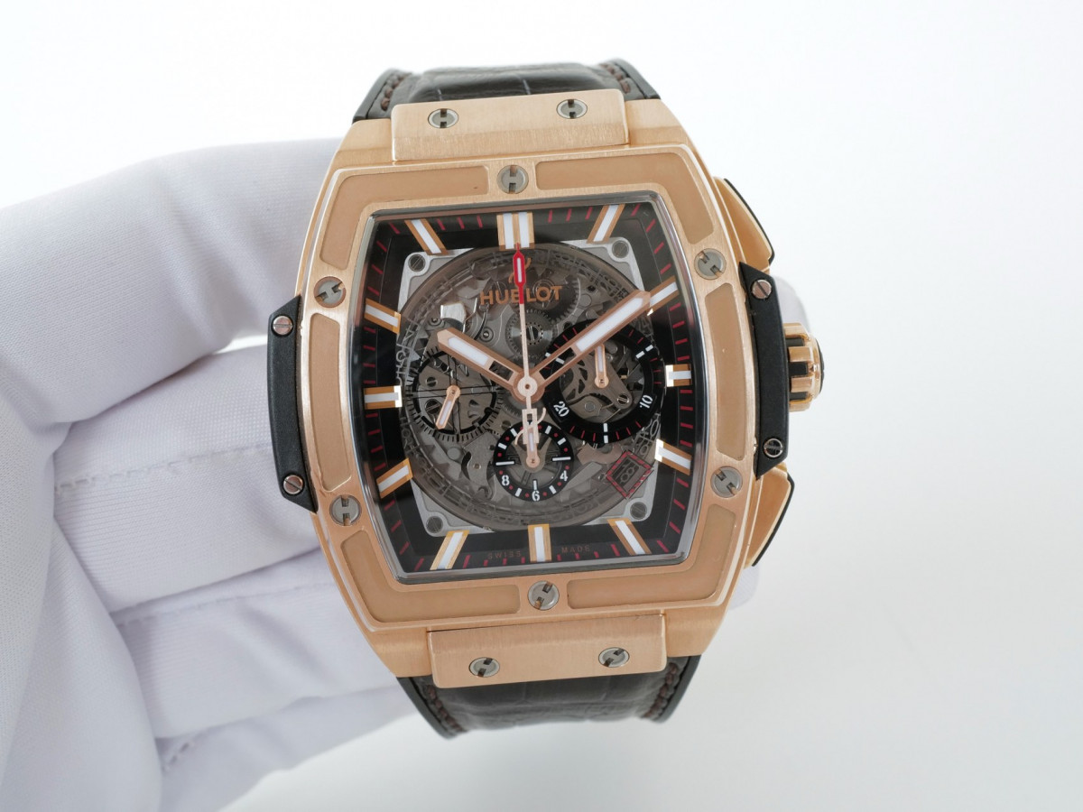 Швейцарские часы Hublot Spirit of Big Bang King Gold Chronograph 18K Rose Gold