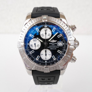 Швейцарские часы Breitling Chronomat Evolution Chronograph Panda Dial 44mm