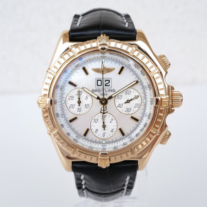 Швейцарские часы Breitling Crosswind Special Edition Chronograph Big Date 18K Yellow Gold 44mm MOP Dial