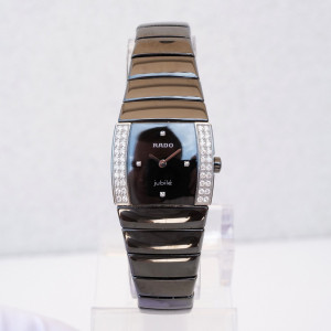 Швейцарський годинник Rado Sintra Jubile Ceramic Diamond Black Dial Quartz Ladies