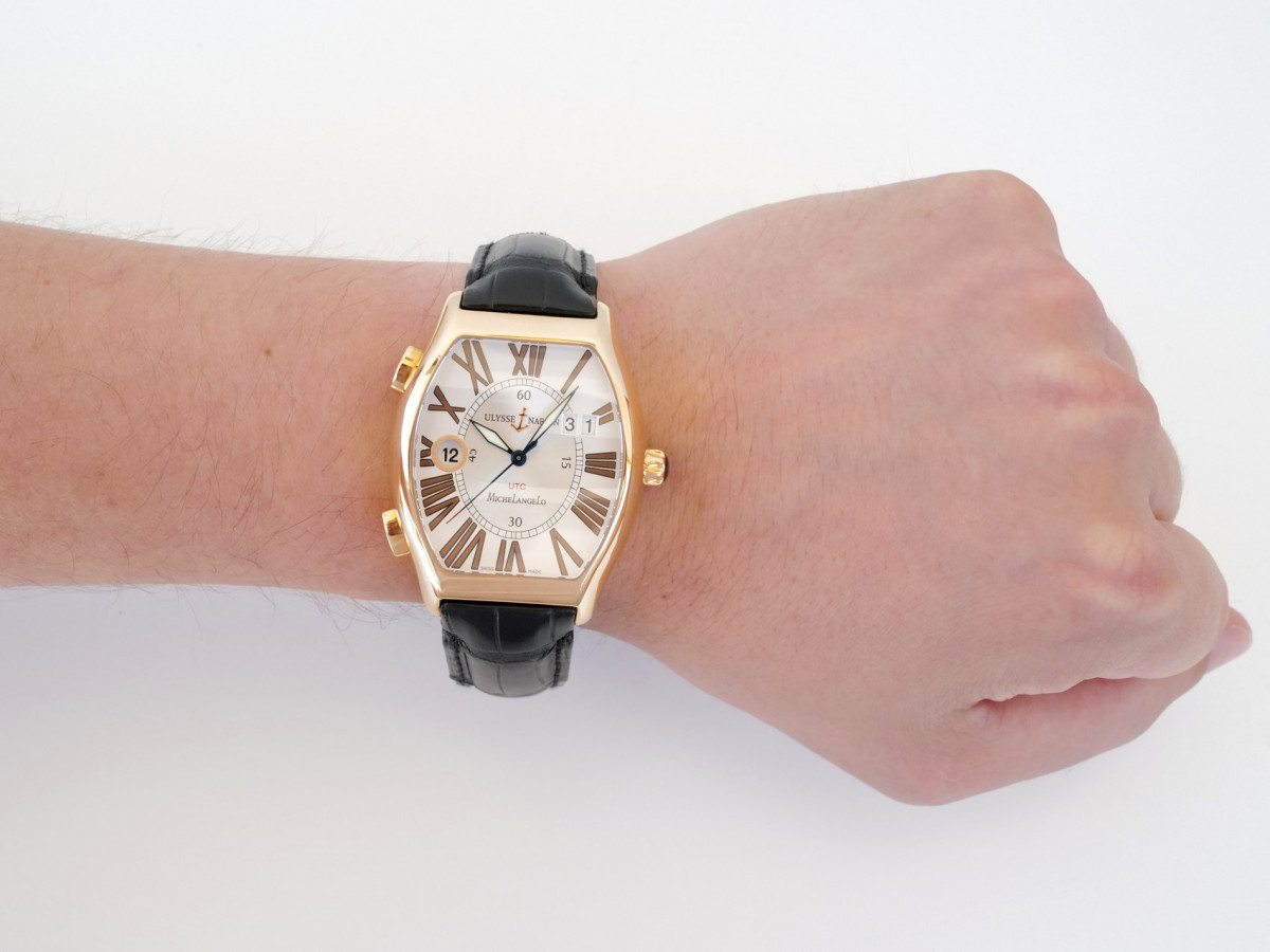 Швейцарские часы Ulysse Nardin Michelangelo Gigante UTC Dual Time 18k Rose Gold