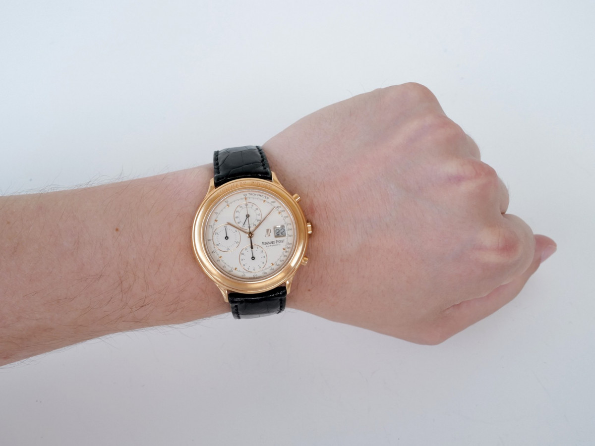 Швейцарський годинник Audemars Piguet Huitieme Chronograph 18K Rose Gold