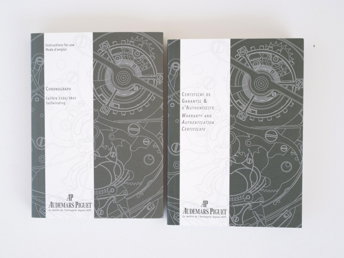 Швейцарские часы Audemars Piguet Jules Audemars Chronograph 18k Rose Gold White Dial