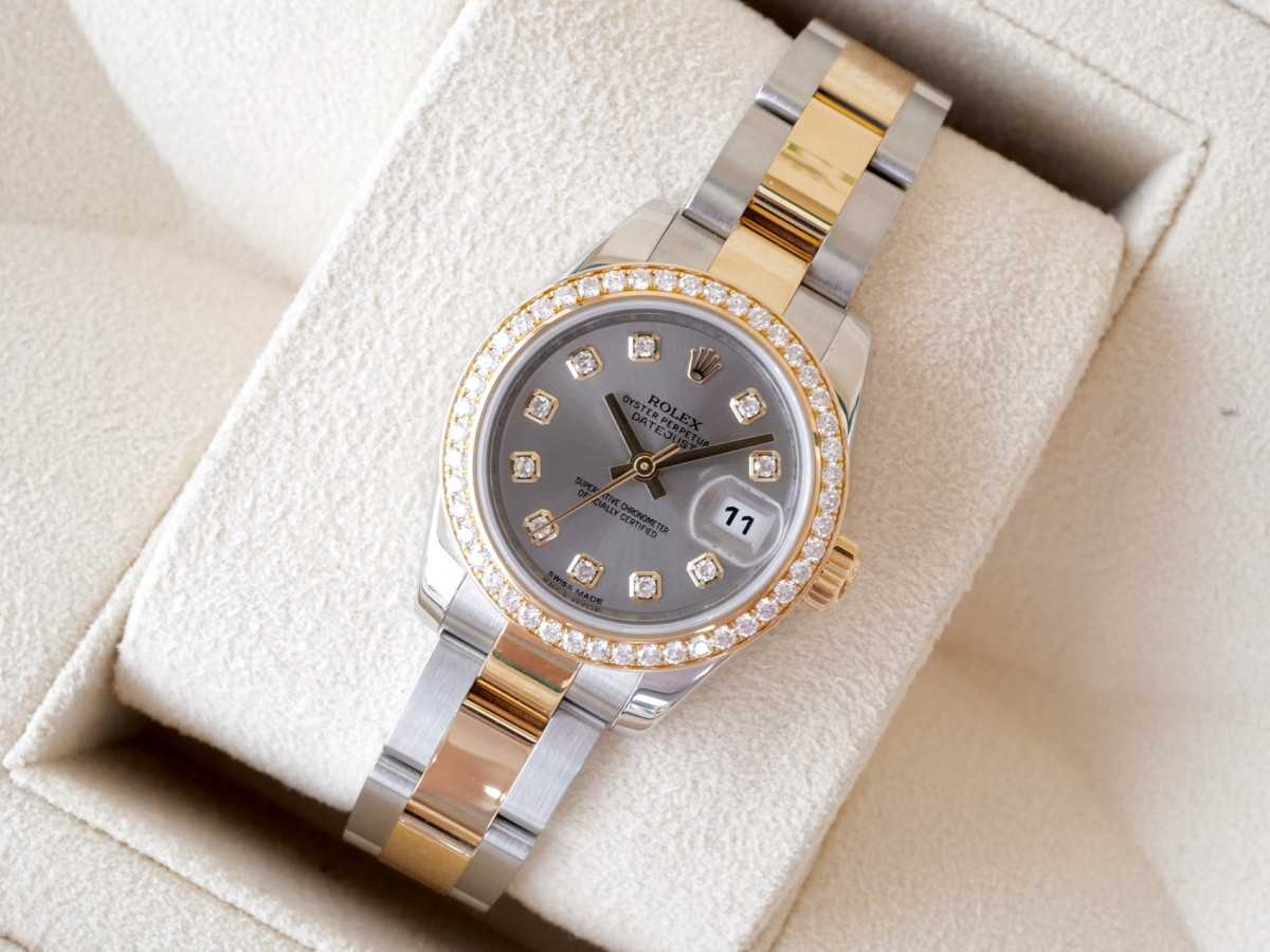 Швейцарские часы Rolex Lady-Datejust 26mm Oyster Steel and Yellow Gold Factory Diamond Dial Bezel
