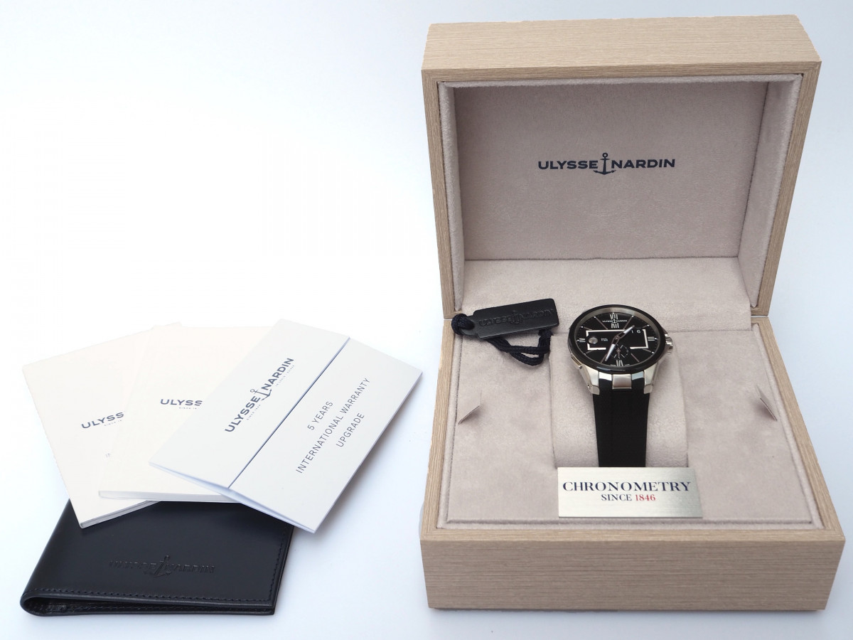 Швейцарские часы Ulysse Nardin Executive Dual Time Blast 42mm Black Dial