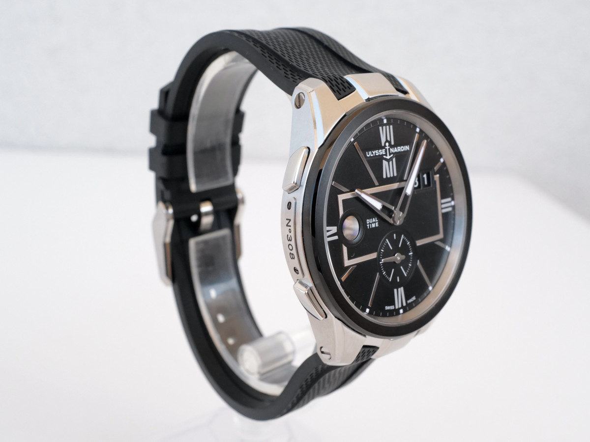 Швейцарские часы Ulysse Nardin Executive Dual Time Blast 42mm Black Dial