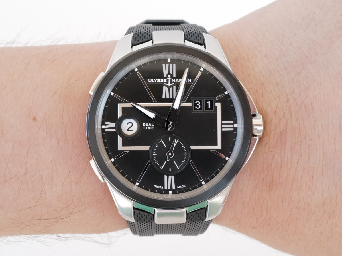 Швейцарские часы Ulysse Nardin Executive Dual Time Blast 42mm Black Dial