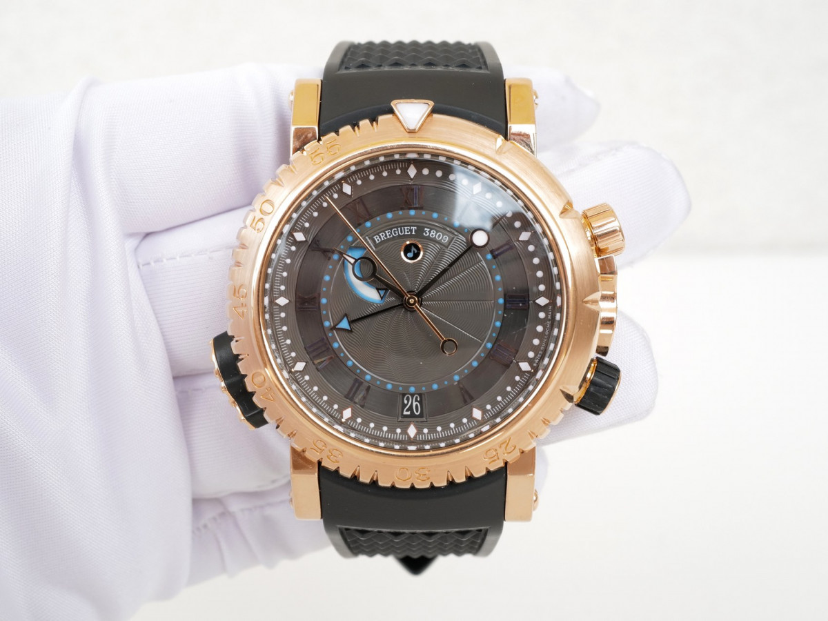 Швейцарские часы Breguet Marine Royale Alarm 18K Rose Gold