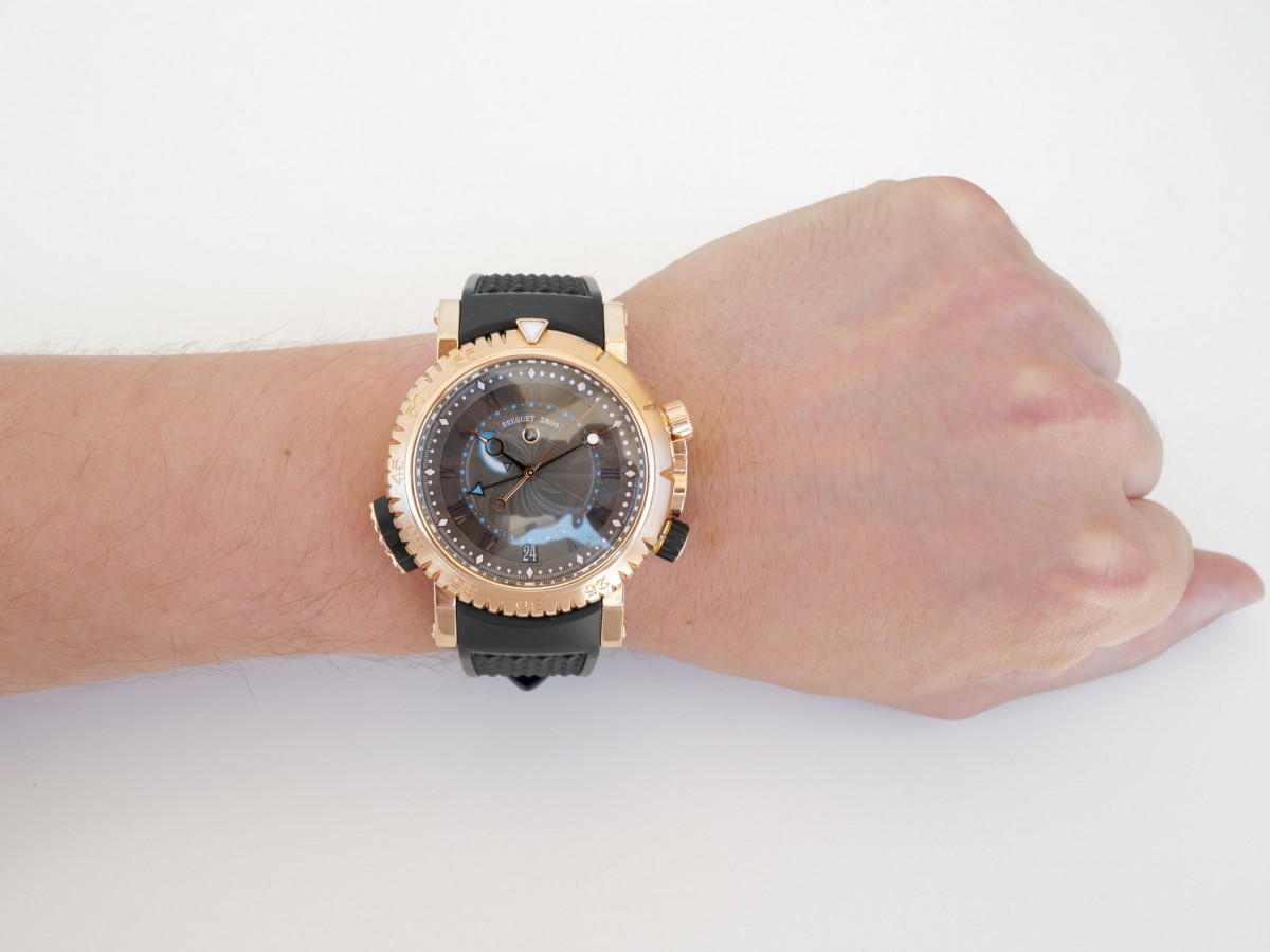 Швейцарские часы Breguet Marine Royale Alarm 18K Rose Gold