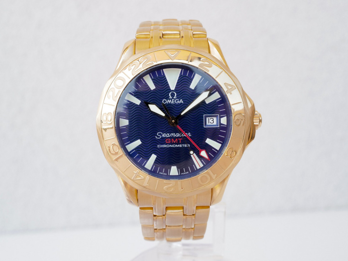 Swiss watch Omega Seamaster Diver 300M 18K Yellow Gold Blue Dial