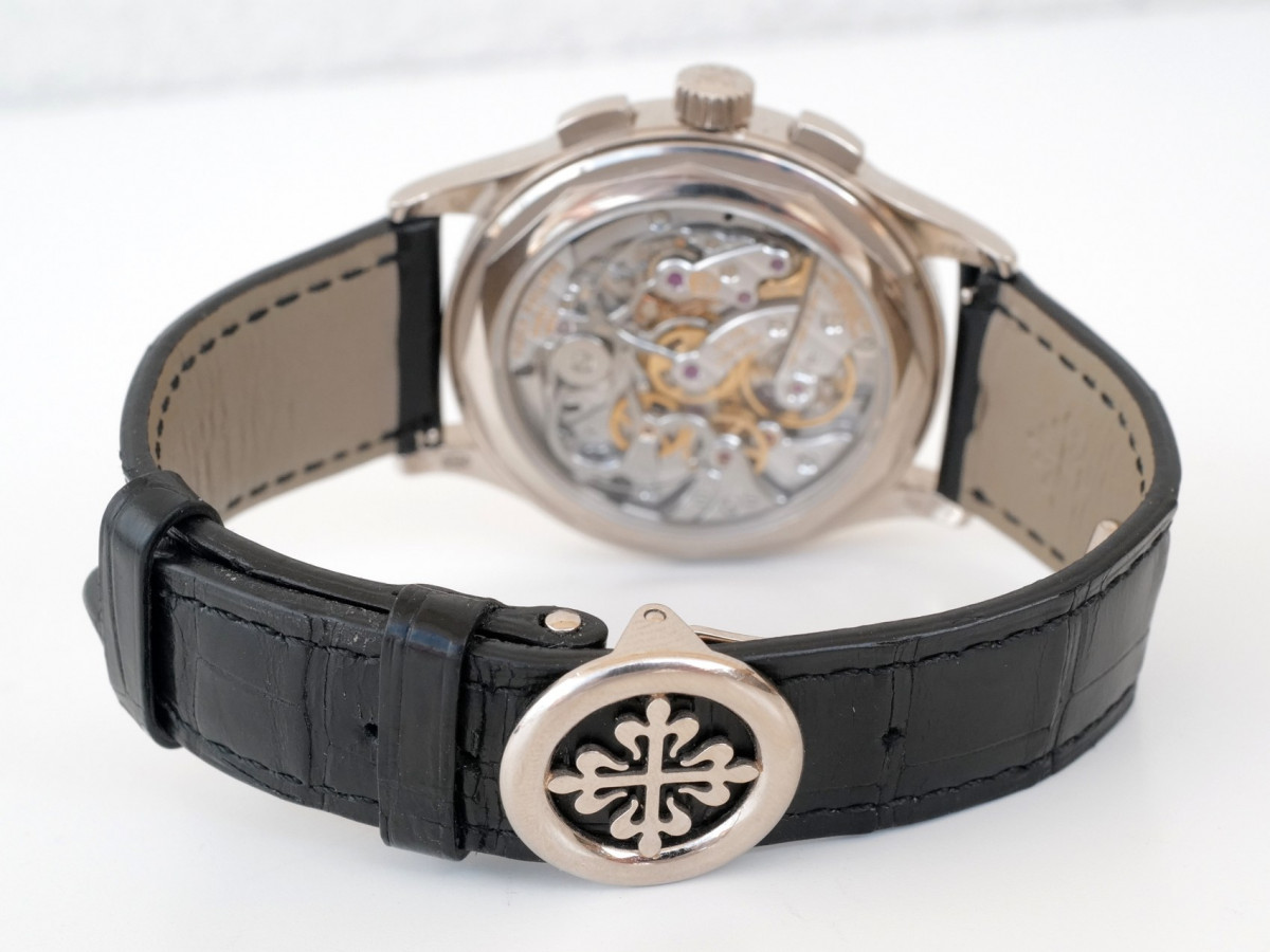 Швейцарський годинник Patek Philippe Complications Manual Wind Chronograph 18K White Gold
