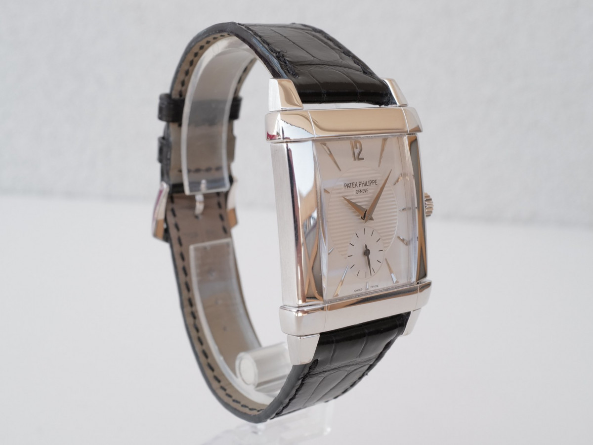 Швейцарський годинник Patek Philippe Gondolo 18K White Gold