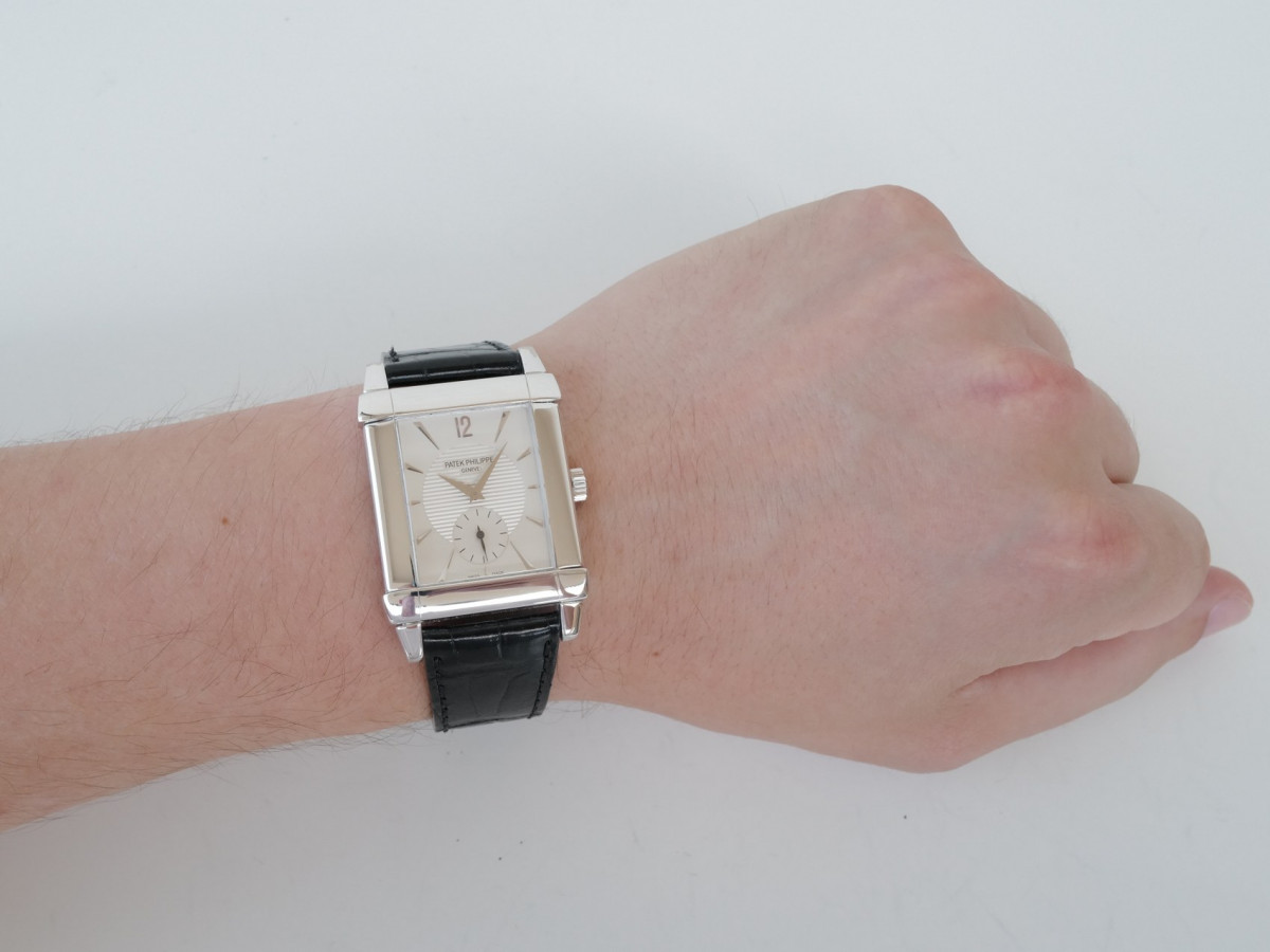 Швейцарський годинник Patek Philippe Gondolo 18K White Gold