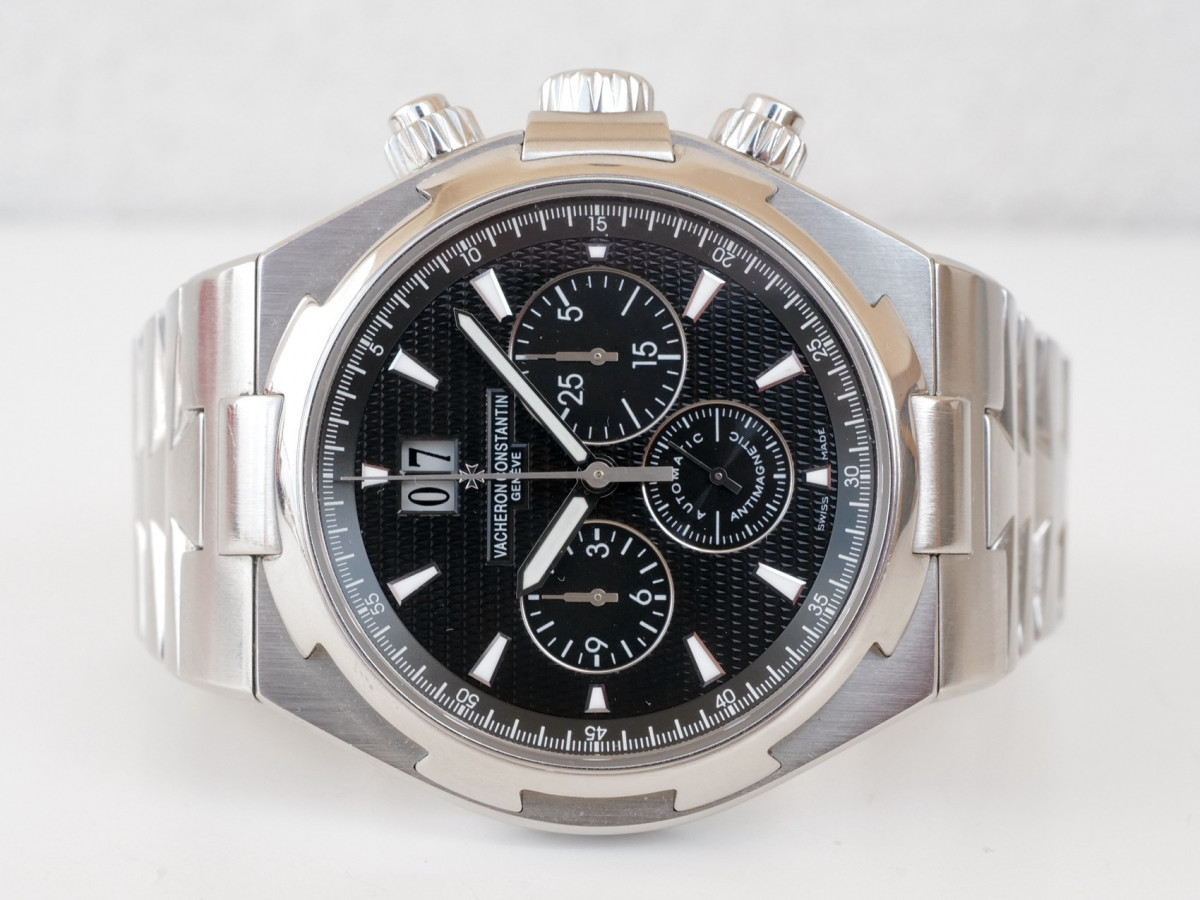 Швейцарские часы Vacheron Constantin Overseas Chronograph Big Date