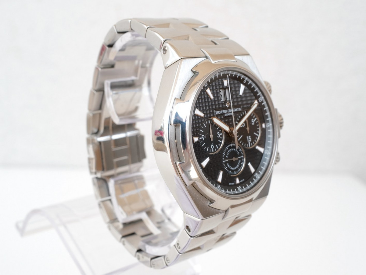 Швейцарские часы Vacheron Constantin Overseas Chronograph Big Date