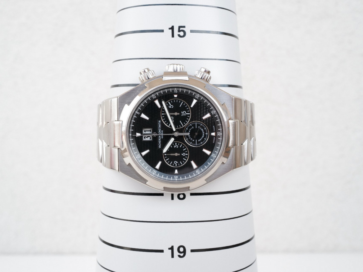 Швейцарские часы Vacheron Constantin Overseas Chronograph Big Date