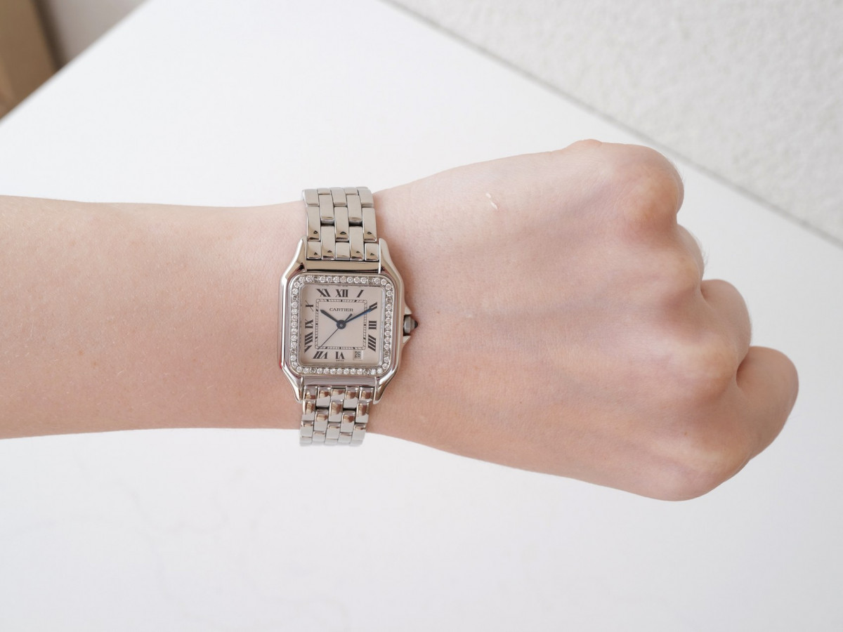 Швейцарський годинник Cartier Panthere Midsize Quartz 27mm Date Diamonds Custom