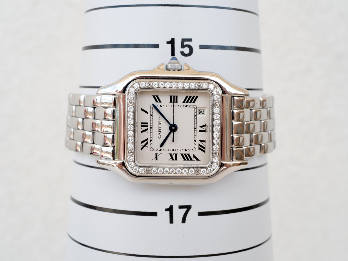 Швейцарський годинник Cartier Panthere Midsize Quartz 27mm Date Diamonds Custom