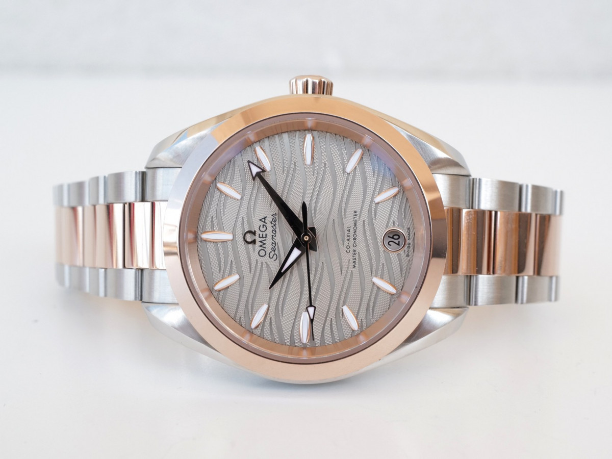 Швейцарские часы Omega Seamaster Aqua Terra 150M Grey Dial Co‑Axial Master Chronometer Steel 18K Rose Gold Sedna
