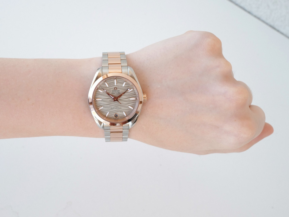 Швейцарские часы Omega Seamaster Aqua Terra 150M Grey Dial Co‑Axial Master Chronometer Steel 18K Rose Gold Sedna