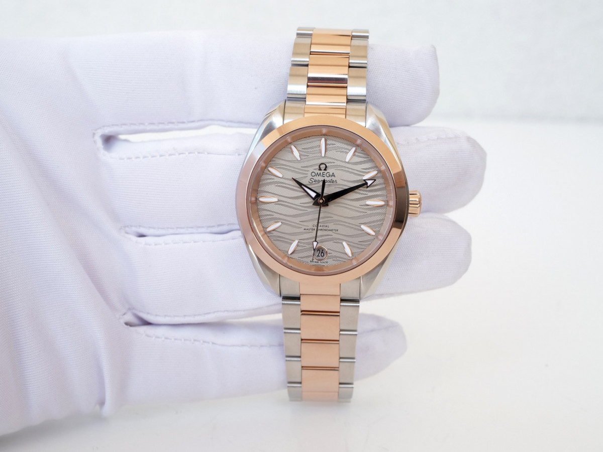 Швейцарские часы Omega Seamaster Aqua Terra 150M Grey Dial Co‑Axial Master Chronometer Steel 18K Rose Gold Sedna