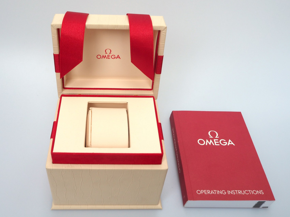 Швейцарские часы Omega Seamaster Aqua Terra 150M Grey Dial Co‑Axial Master Chronometer Steel 18K Rose Gold Sedna