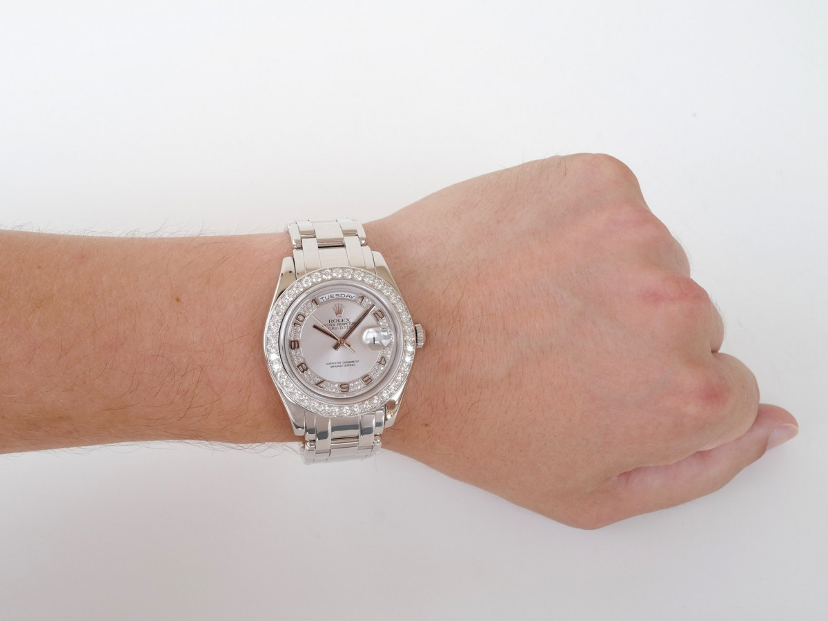 Швейцарський годинник Rolex Day-Date Platinum Masterpiece Factory Diamond Bezel Myriad Dial