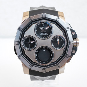 Швейцарський годинник Corum Admirals Cup Seafender Titanium Split Second Chronograph