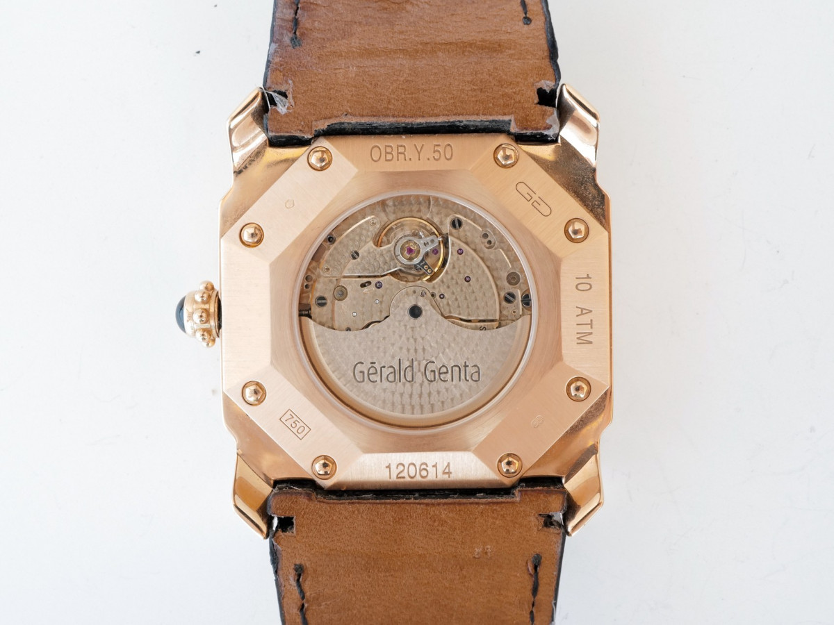 Швейцарський годинник Gerald Genta Octo Biretro Jumping Hour 18K Rose Gold