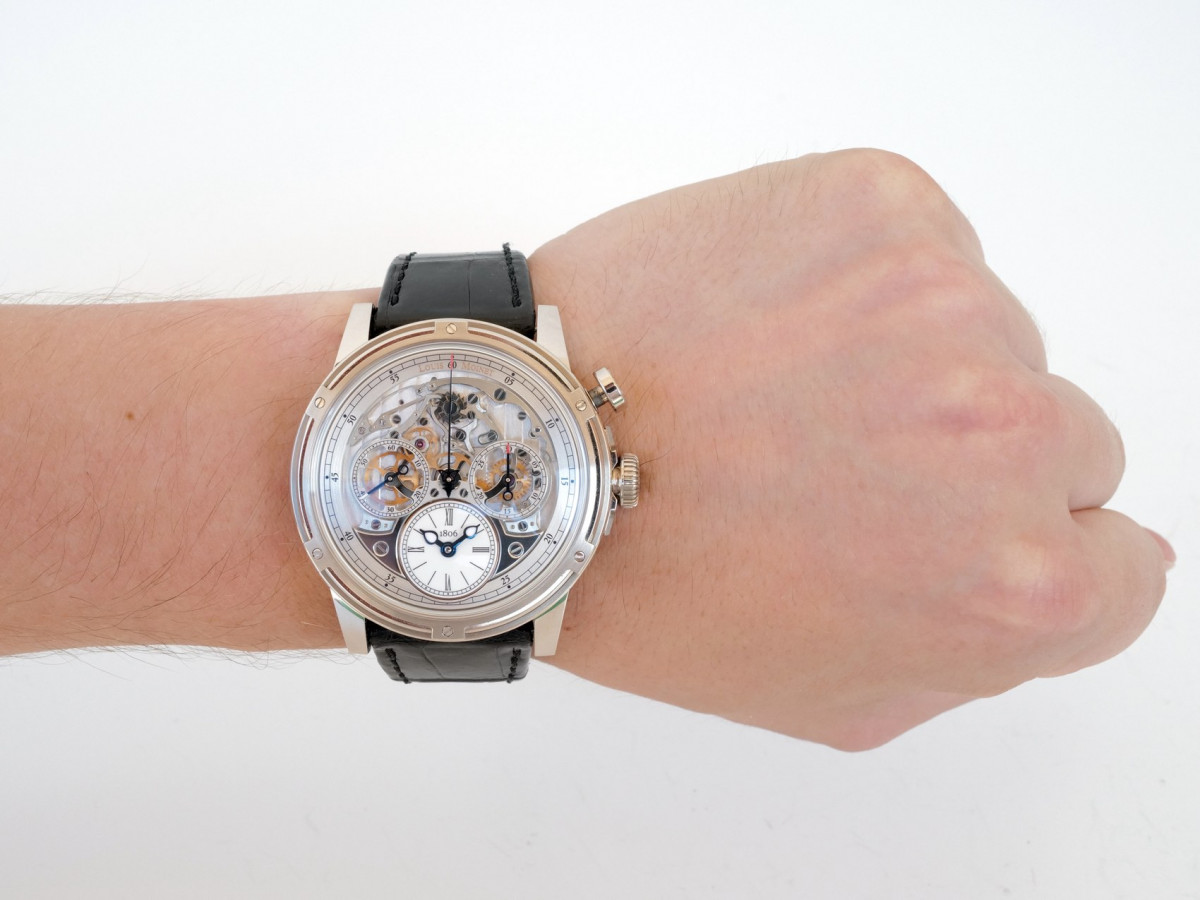 Швейцарские часы Louis Moinet Memoris 18k White Gold Limited Edition 46 mm