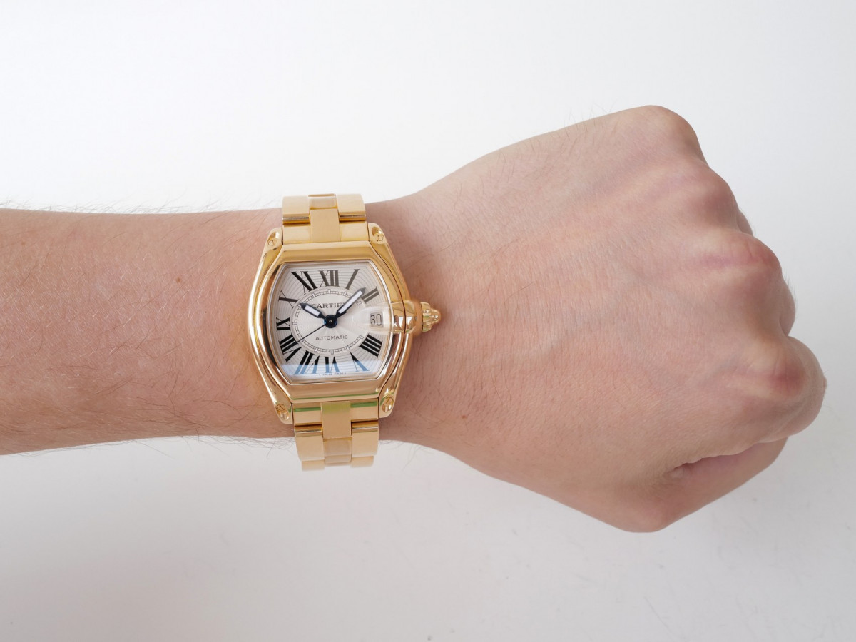 Швейцарские часы Cartier Roadster Tonneau Large 18K Yellow Gold Automatic