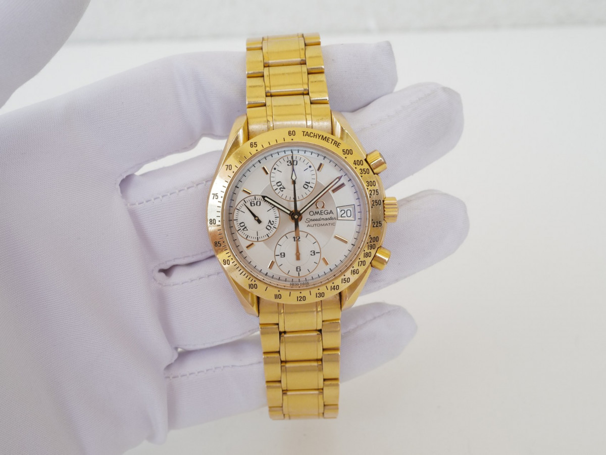 Швейцарские часы Omega Speedmaster Date 18K Yellow Gold Automatic Chronograph